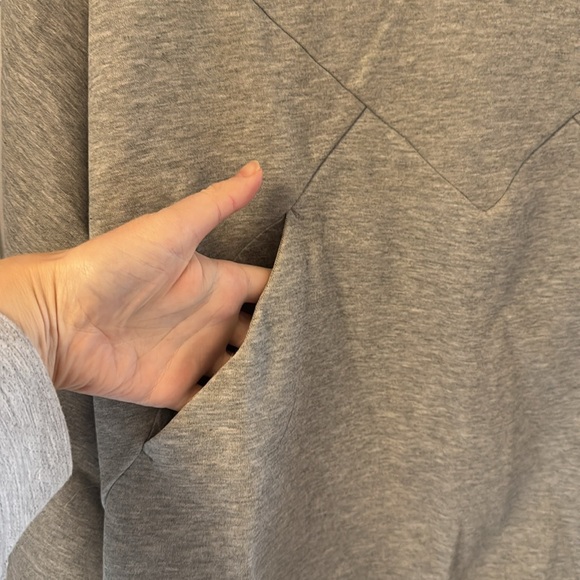 Nike Poncho - Picture 3 of 4